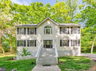 6098 Fir Rd, Saint Leonard, MD 20685