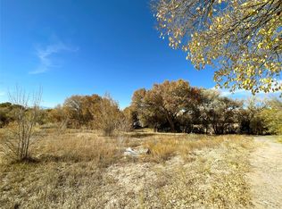32 Lower Firehouse Rd, Espanola, NM 87532