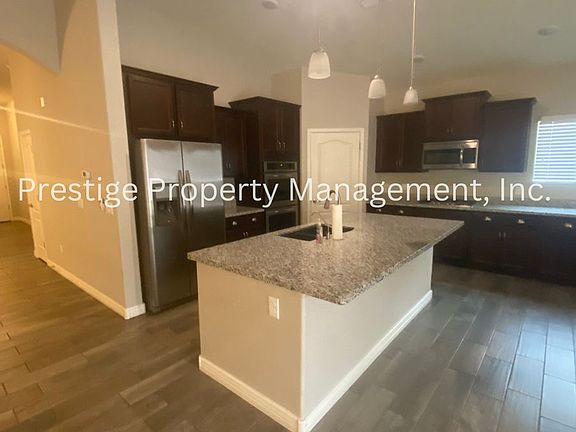 3rd image of 5540 W Jade Rock Pl
