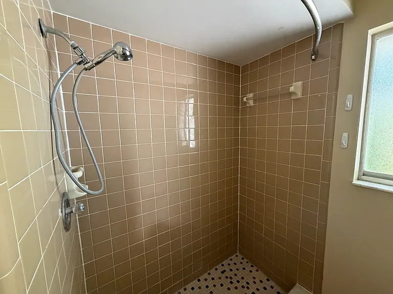 8649 Shady Glen Dr — Photo 6