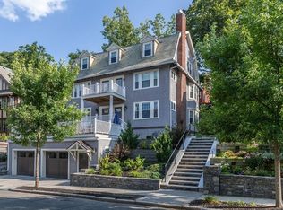 135 University Rd #1, Brookline, MA 02445