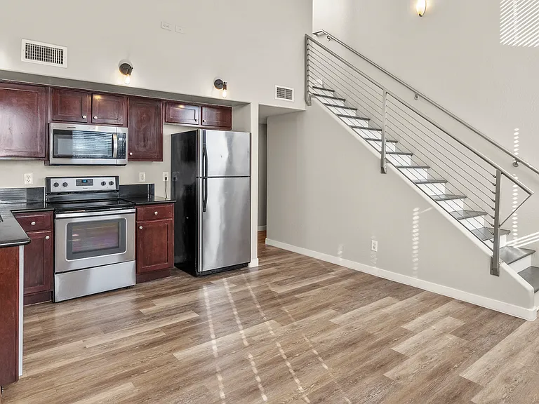 1205 W Roosevelt St #1217 — Photo 4