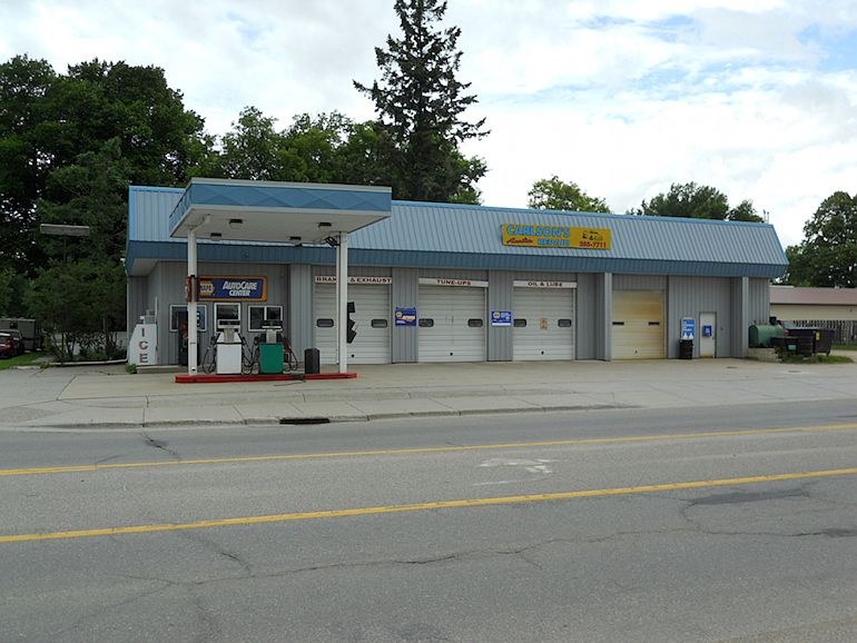 1st image of 300 8th St