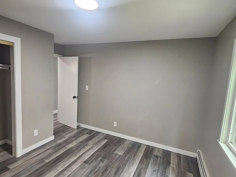 1710 Elder St. (10 Unit) — Photo 7