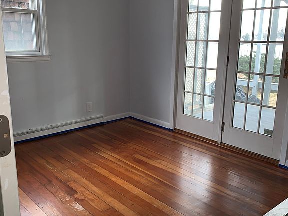 5th image of 15 Parker Pl #1