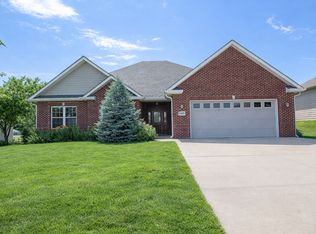 5305 Chamois Dr, Columbia, MO 65203