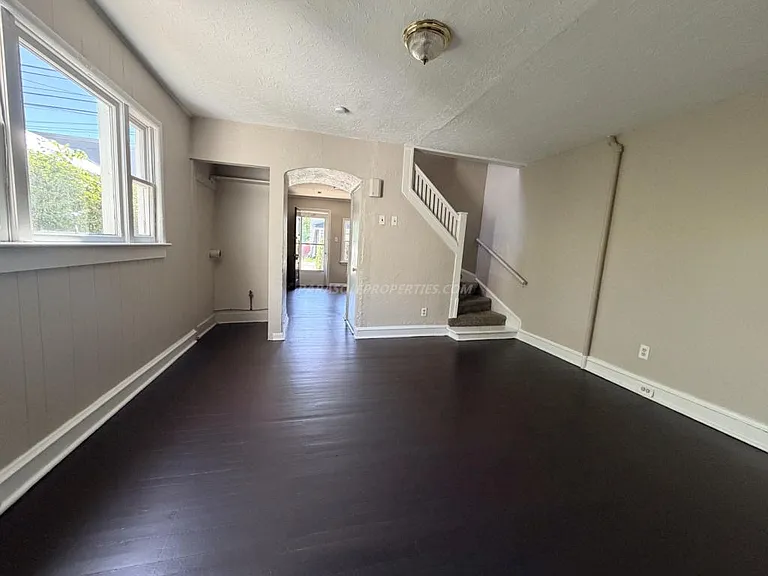 608 12th Ave — Photo 11