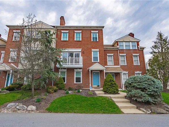 2323 Fox Meadow Dr, Allentown, PA 18104