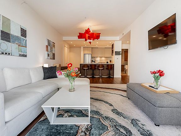 2nd image of 369 Tyee Rd #604