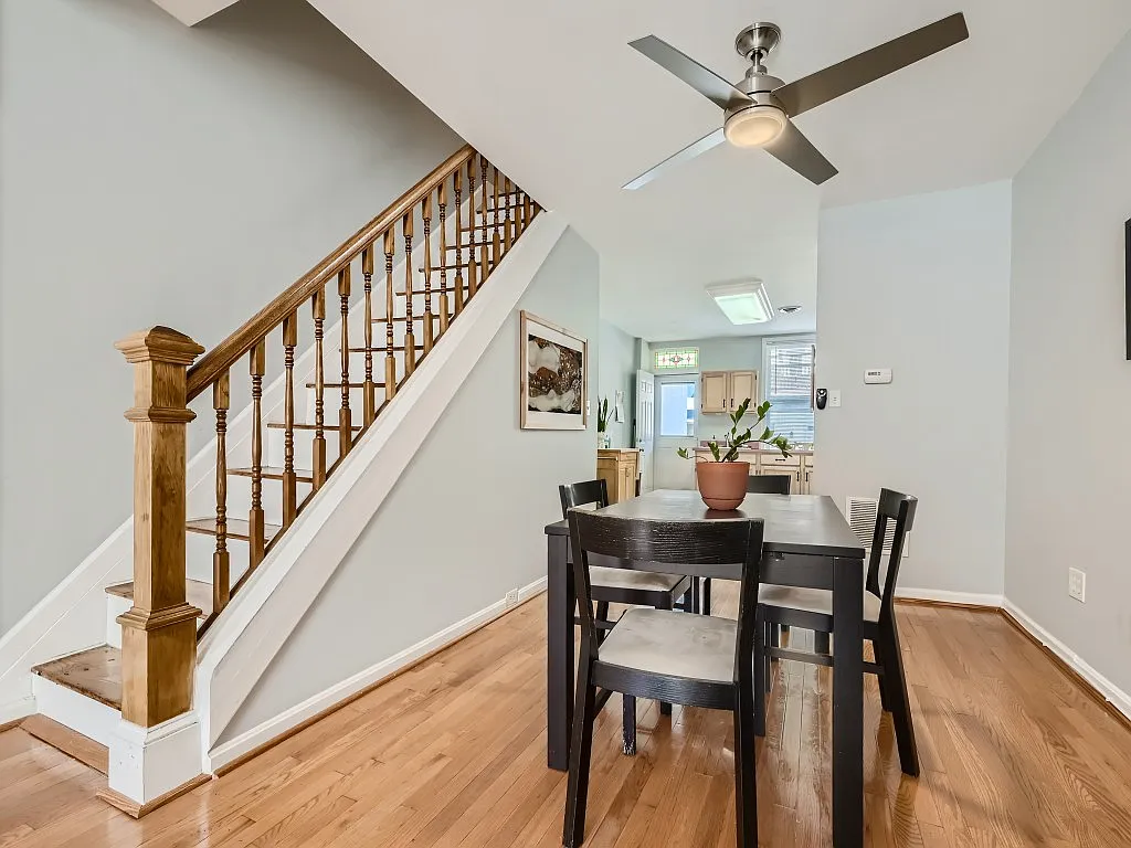 3 bed, 1492 sqft, $2,200 — Photo 3
