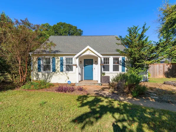 212 Brookdale Ave, Greenville, SC 29607