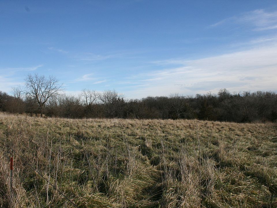 2nd image of L Avenue