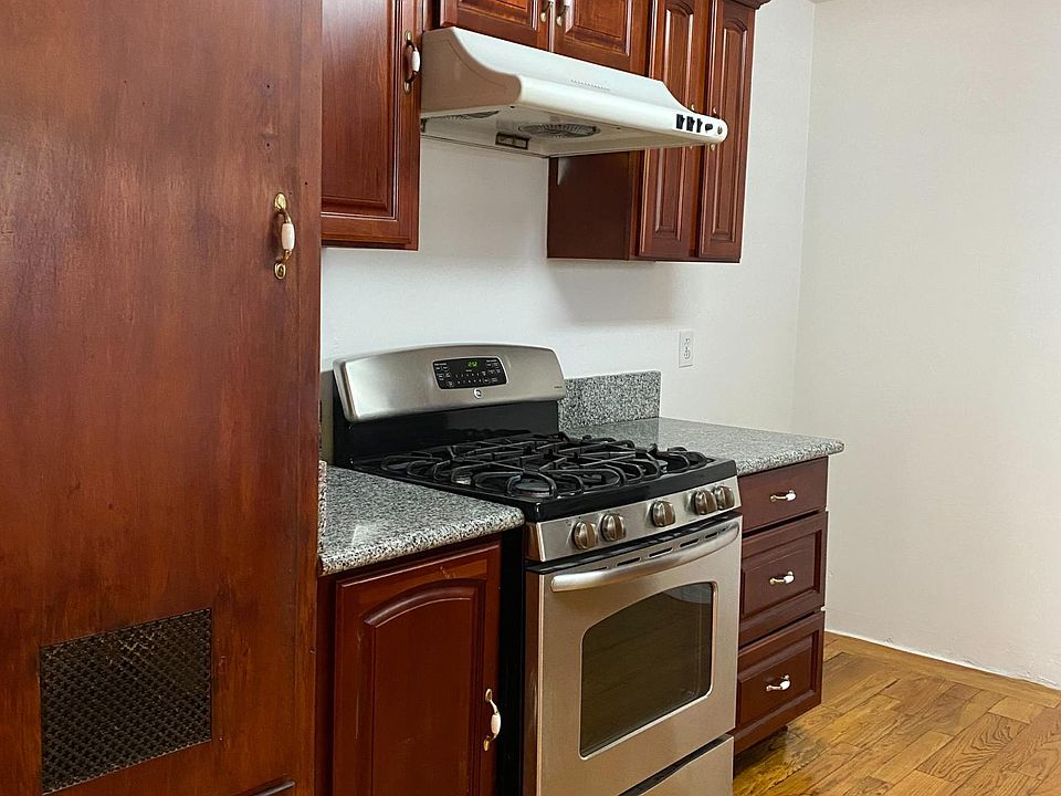 1st image of 2706 Muscatel Ave #F