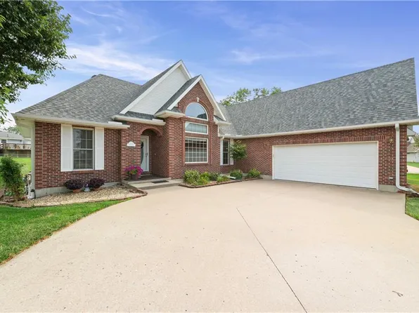 1201 Talon Dr, Cameron, MO 64429