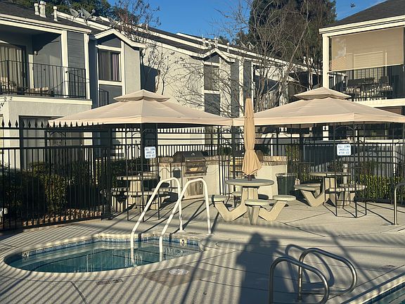 3rd image of 5165 Walnut Ave #0