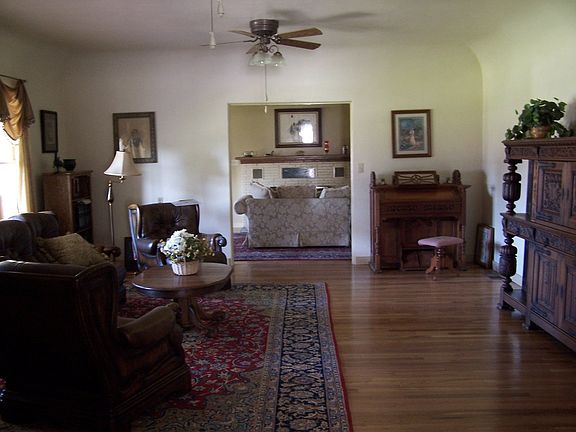 Spacious Living Room