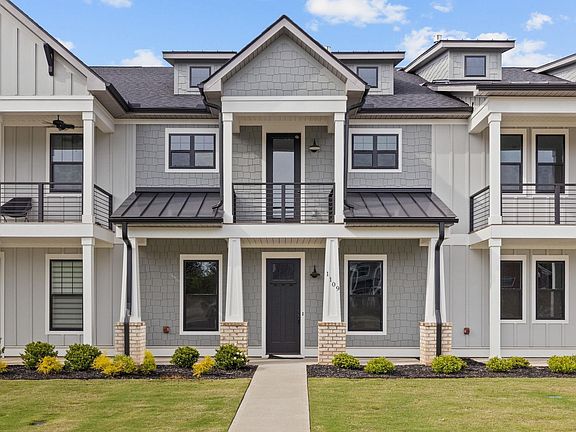 2nd image of 1109 Syrah Ln