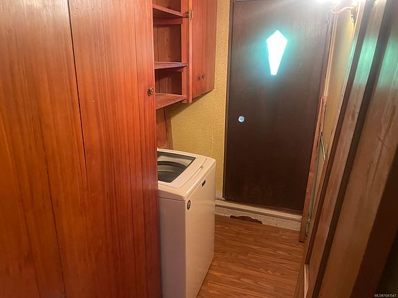 5th image of 440 Orca Cres