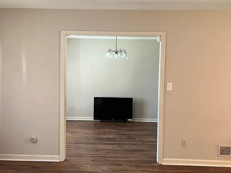 18 Oakdale Dr — Photo 26