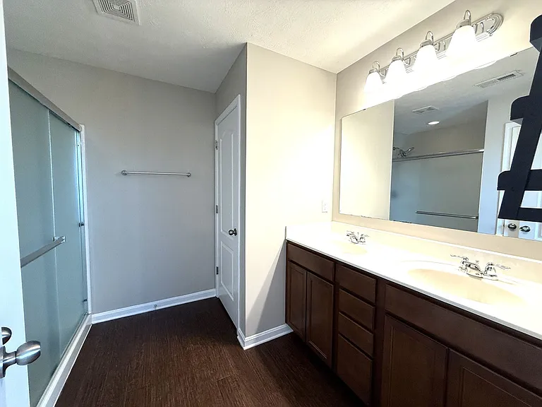 11727 Trottingham Cir — Photo 18