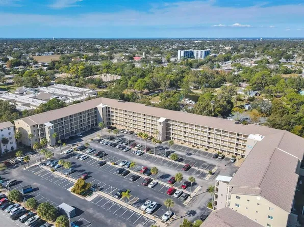 3534 Lake Bayshore Dr #K118, Bradenton, FL 34205