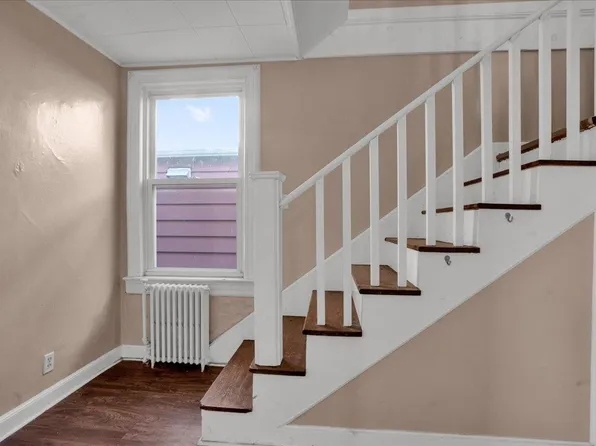 305 Sherman Avenue image 38 of 48