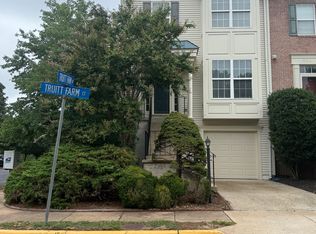 5616 Truitt Farm Ct, Centreville, VA 20120
