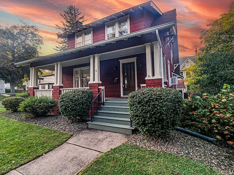 6 Sanger Ave — Photo 3