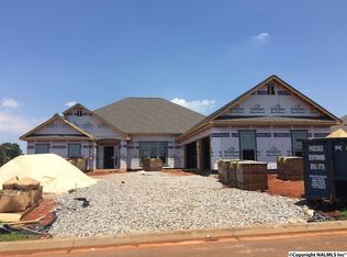 13 Regia Dr, Huntsville, AL 35824