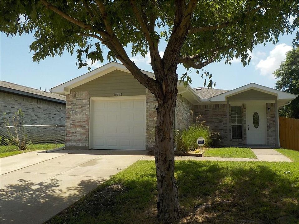 1st image of 10228 Blackjack Oaks Dr
