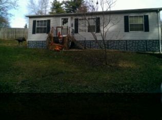 Douglas Ave, Princeton, WV 24740