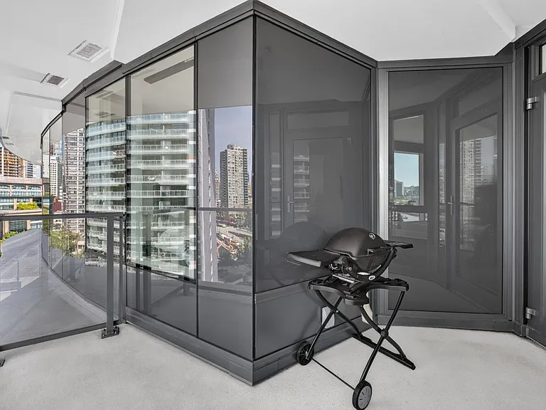 68 Smithe St #1110 — Photo 22