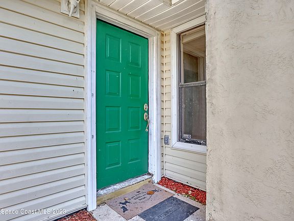 4th image of 5965 Fisherman Ln
