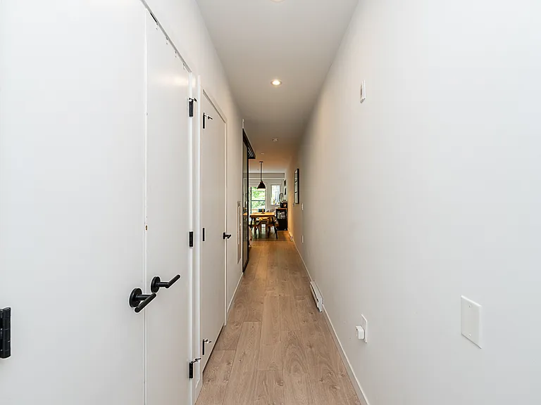 2520 Guelph St #215 — Photo 12