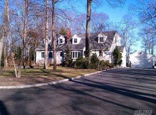 17 Mount Sinai Ave, Mount Sinai, NY 11766