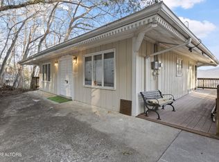 1329 Ski View Dr, Gatlinburg, TN 37738