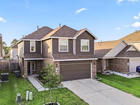 2nd image of 4831 Blue Jacaranda Way