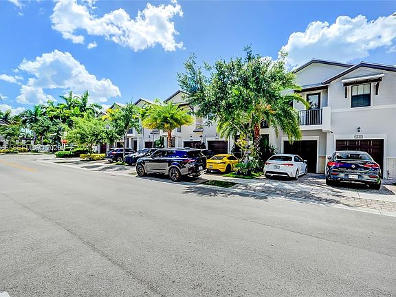 3rd image of 5820 NW 104th Ct