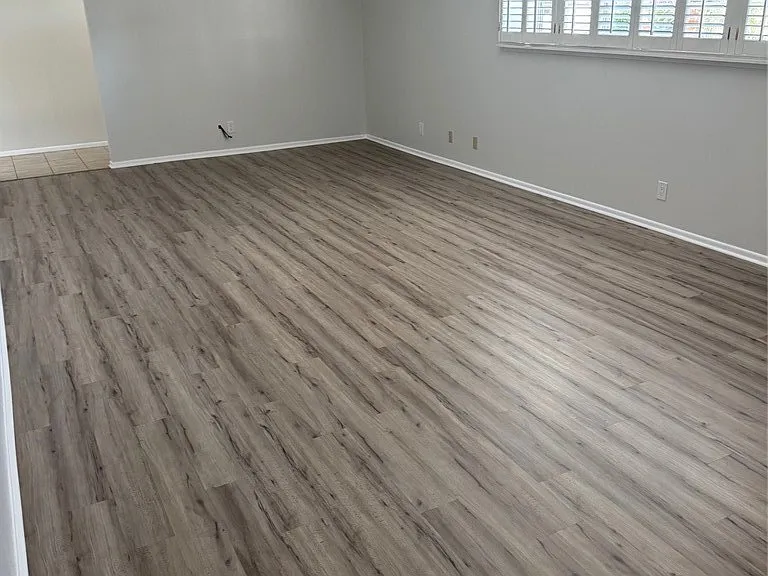 2725 Colanthe Ave — Photo 16