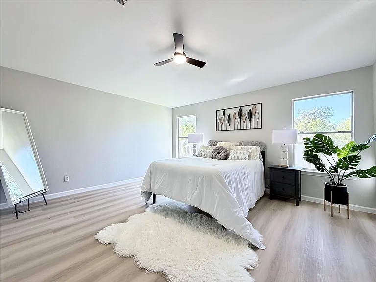 2417 Hallie Ln — Photo 27