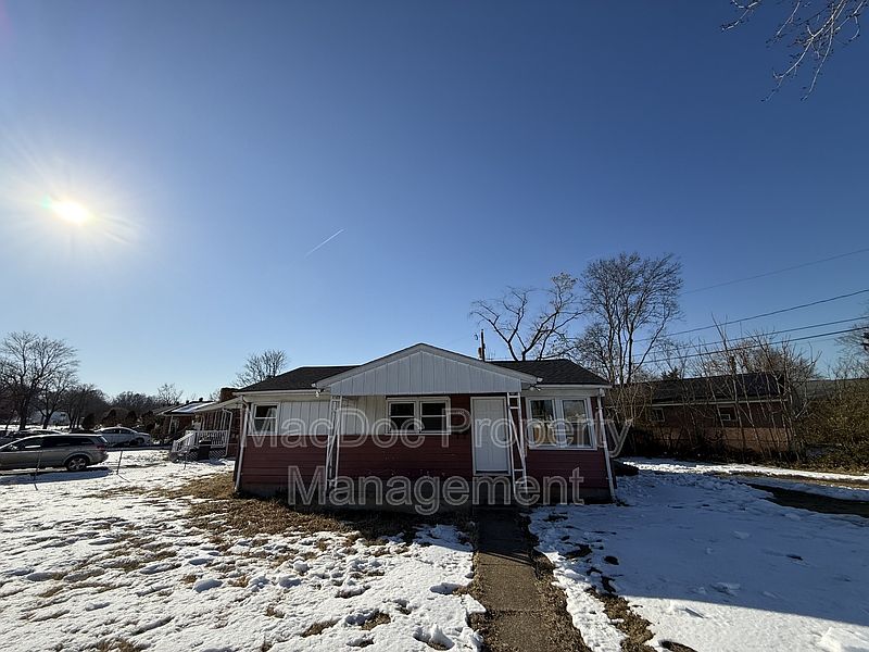 1st image of 1804 Airport Ave