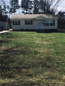 510 E Washington Ave, Bessemer City, NC, 28016