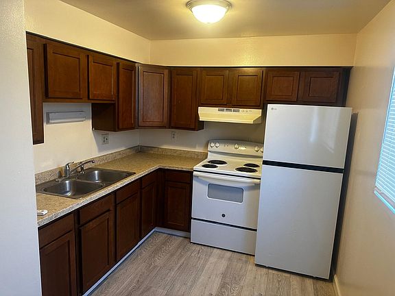 5th image of 3100 W Lake Ave #3110-C
