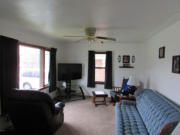 4th image of 3740 Collingwood Ave SW
