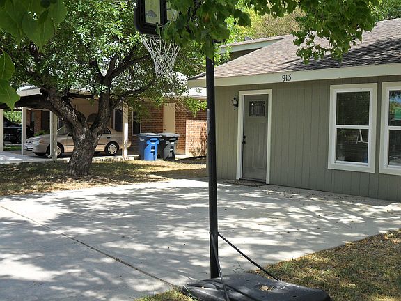 2nd image of 913 Sundance St