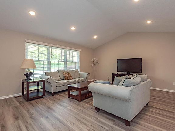 4th image of 2637 E Windermere Woods Dr