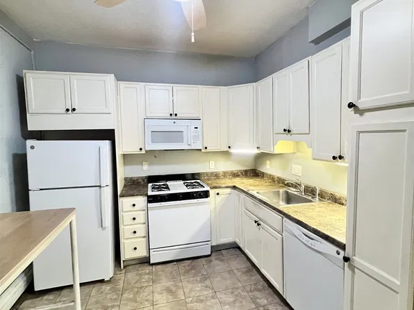 55 Broadway, Somerville, MA 02145