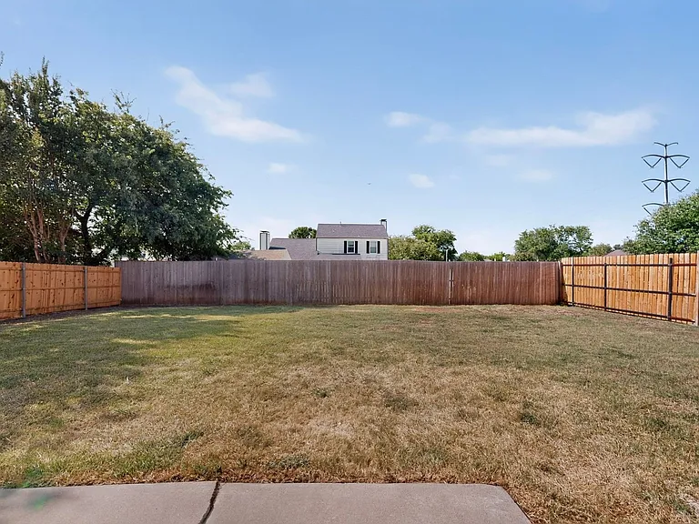 1600 Crimson Ct — Photo 39