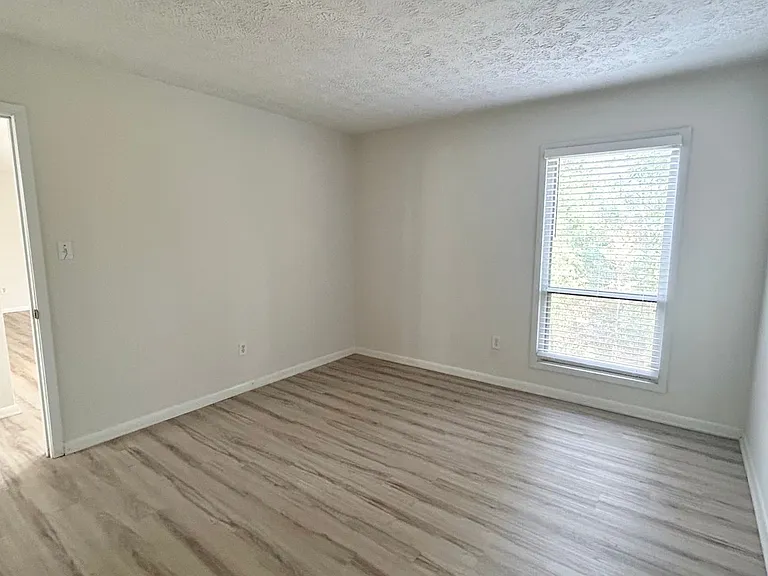 5153 Roswell Rd #2 — Photo 10