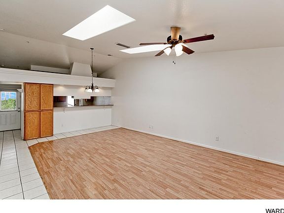 4th image of 1105 Catalina Dr